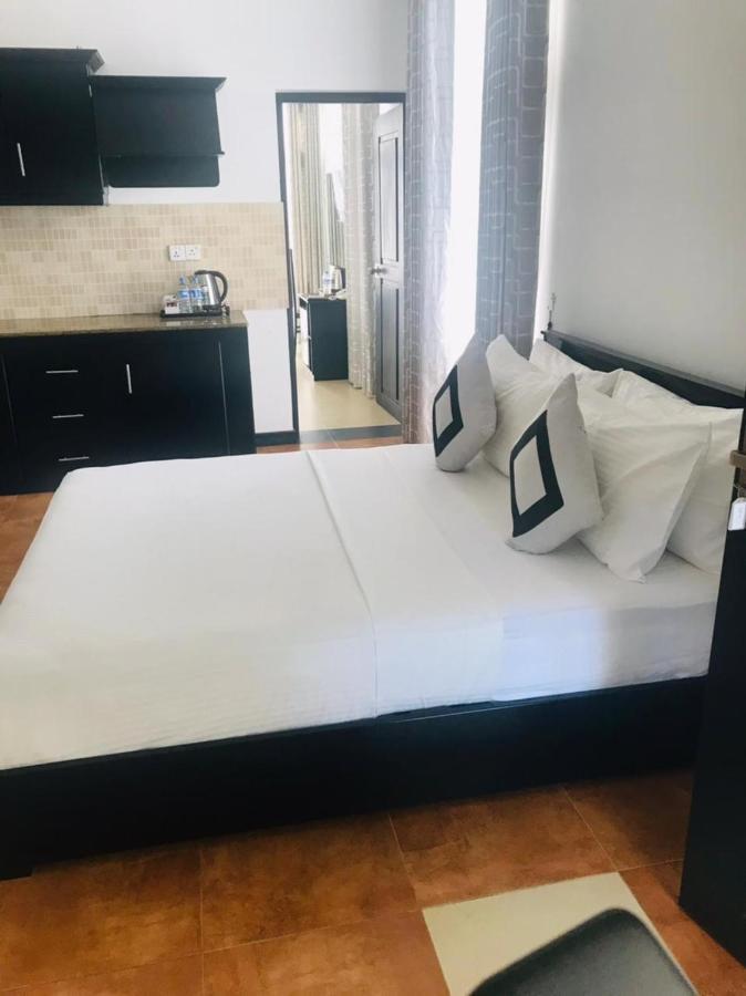 3R Resort Negombo Dış mekan fotoğraf