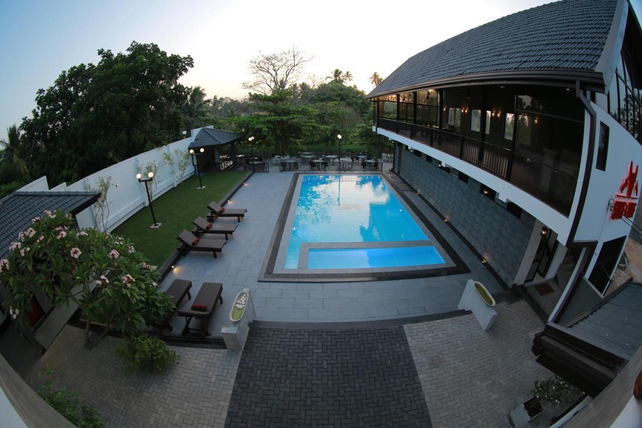 3R Resort Negombo Dış mekan fotoğraf